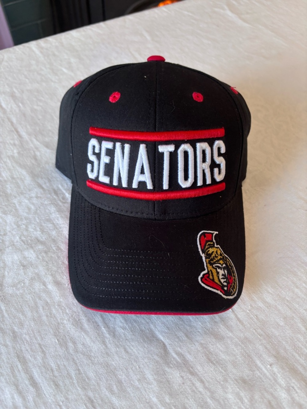 Ottawa Senators Men’s Fanatics Black/Red SnapBack